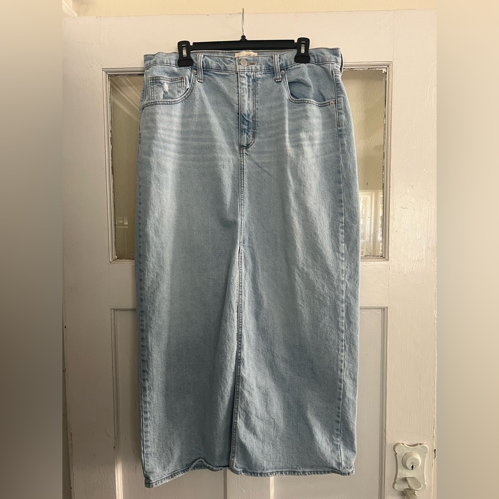 Light Blue Denim Women's Jean Skirt